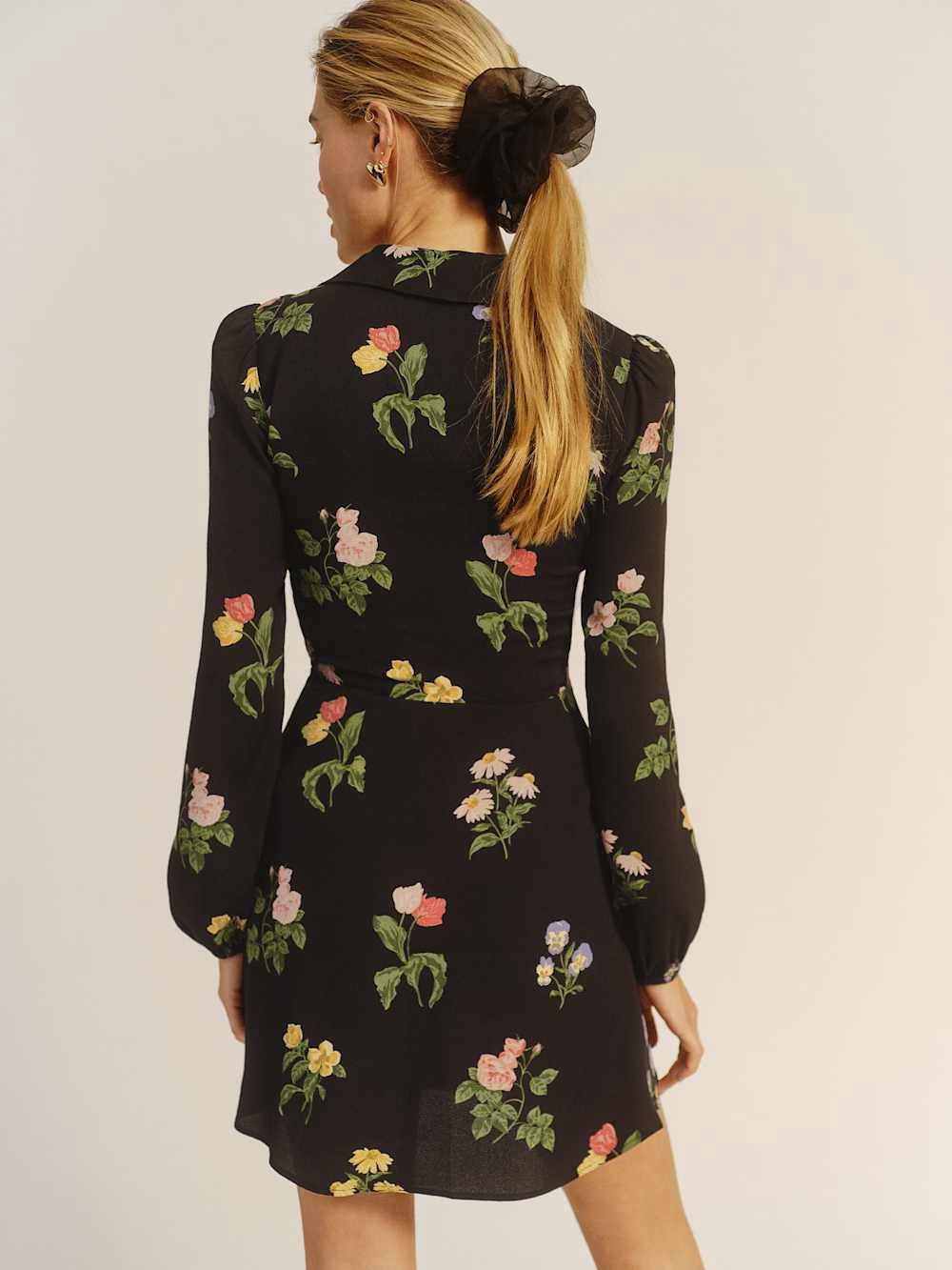 Reformation Will Black Floral Night Bloom Long-Sleeve Mini Dress Size 4 - Picture 4 of 12